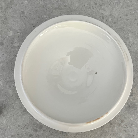 Wedgwood Markham Vegetable Tureen - Picture 4 of 4